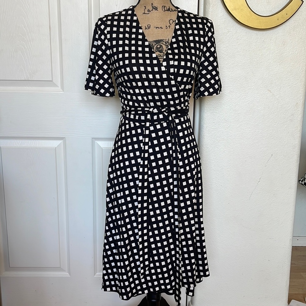 Ann Taylor Wrap Dress- Beautiful & gently worn only a few times.